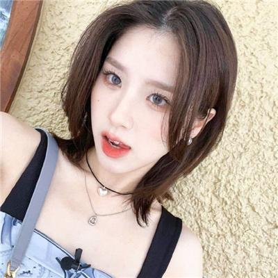 黑夜中的玻璃人偶